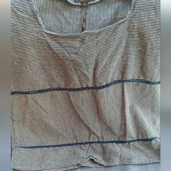 Frye shell top Total Eclipse railroad Stripes size large NWT - Picture 7 of 7